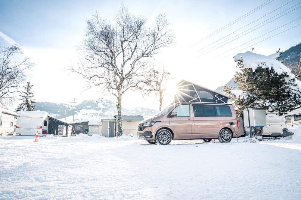 Wintercamping im Berner Oberland | Camping Vermeille Zweisimmen | Foto: Sebastian Kobel | ilovecamping.ch